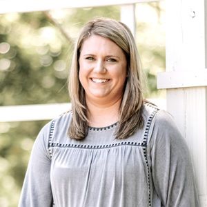 Meet your Posher, Maegan